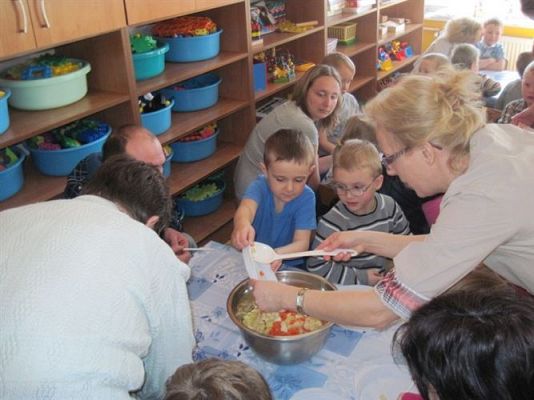 Grafika #35: 09.04.2013 - Zajęcia otwarte w grupie "Maluszków"