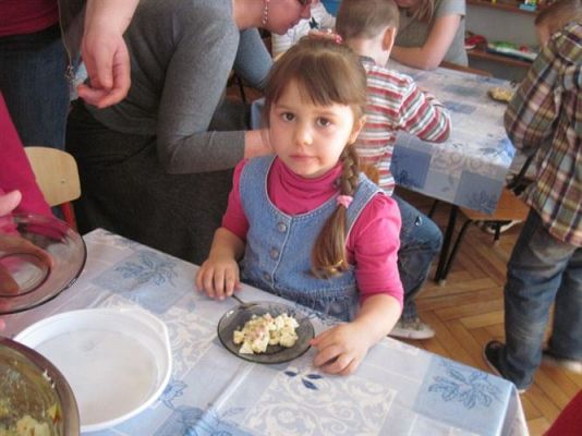 Grafika #38: 09.04.2013 - Zajęcia otwarte w grupie "Maluszków"