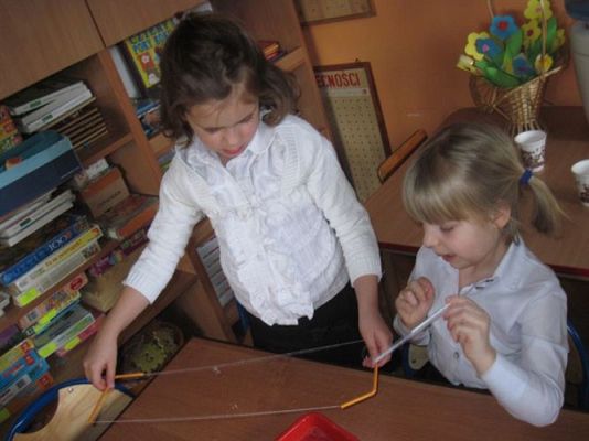 Grafika #12: 08.03.2013 -Klub Odkrywców - zabawa z bańkami mydlanymi