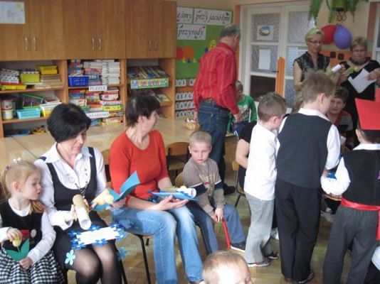 Grafika #46: 08.03.2013 - Dzień Kobiet