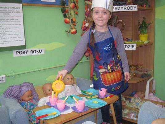 Grafika #10: 04.03.2013 - Średniaki odwiedzają kuchnie i pieką ciasteczka