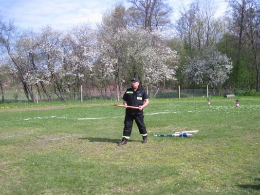 Grafika #15: 07.05.2013 - Spotkanie ze strażakami na stadionie w Charbrowie