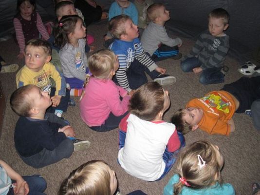 Grafika #8: 25.04.2013 - Pokaz astronomiczny w przenośnym planetarium