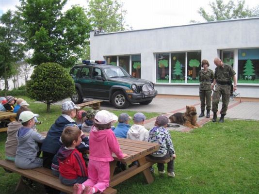 Grafika #15: 28.05.2013 - Straż Graniczna w naszym przedszkolu