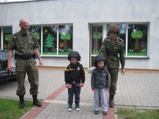 Grafika #34: 28.05.2013 - Straż Graniczna w naszym przedszkolu