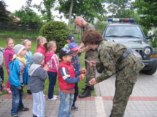 Grafika #46: 28.05.2013 - Straż Graniczna w naszym przedszkolu