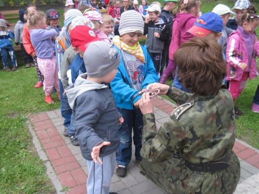 Grafika #50: 28.05.2013 - Straż Graniczna w naszym przedszkolu