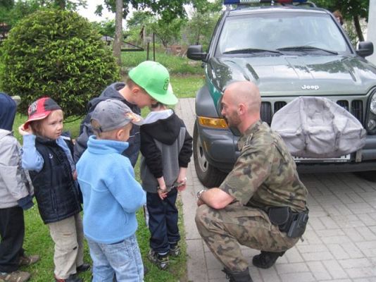 Grafika #53: 28.05.2013 - Straż Graniczna w naszym przedszkolu