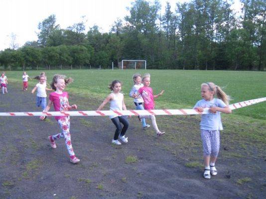 Grafika #13: 22.05.2013 - Bierzemy udział w akcji "Polska biega"