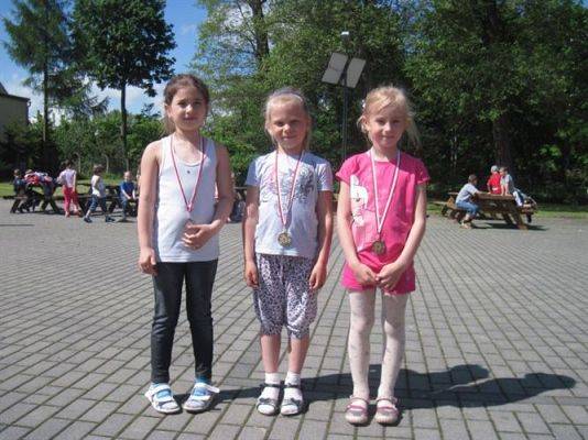 Grafika #22: 22.05.2013 - Bierzemy udział w akcji "Polska biega"