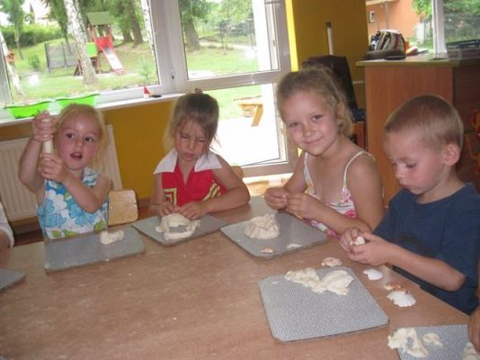 Grafika #11: 07.08.2013 - Mali artyści