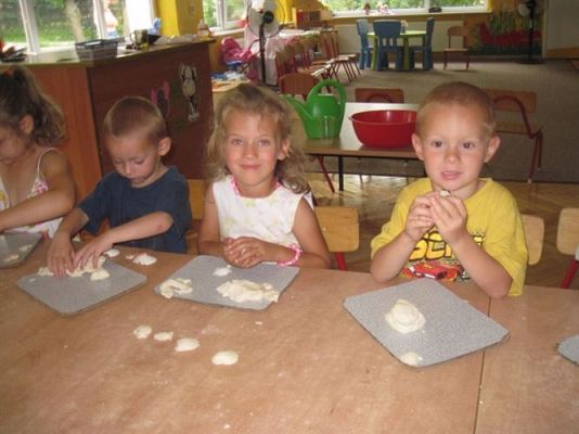 Grafika #12: 07.08.2013 - Mali artyści