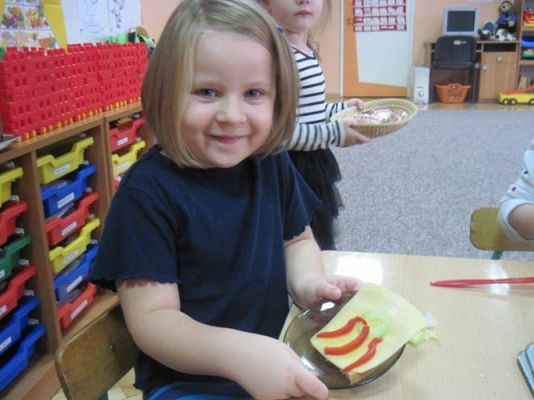 Grafika #10: 22.11.2013 - Robimy zdrowe i kolorowe kanapki