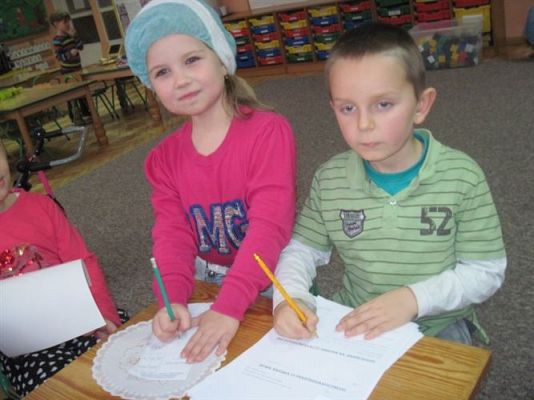 Grafika #16: 20.11.2013 - Zabawy w kąciku lekarskim