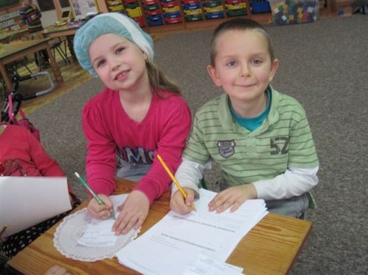 Grafika #17: 20.11.2013 - Zabawy w kąciku lekarskim