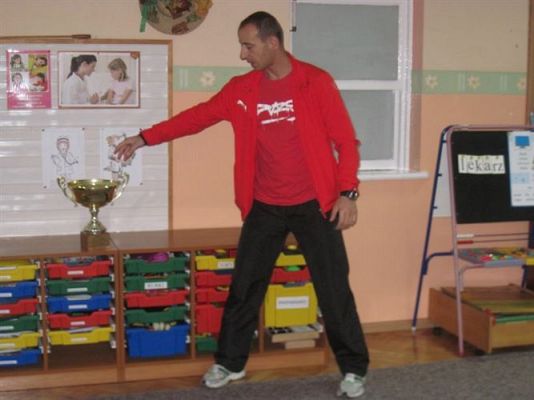 Grafika #0: 18.11.2013 - Spotkanie z maratończykiem i instruktorem fitness p.Jerzym Wieczorkiewicz