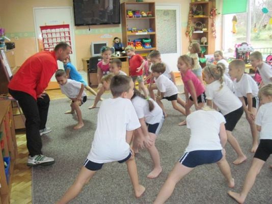 Grafika #12: 18.11.2013 - Spotkanie z maratończykiem i instruktorem fitness p.Jerzym Wieczorkiewicz