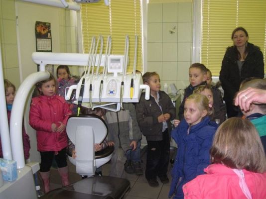 Grafika #1: 15.11.2013 - O ząbki nasze dbamy - dentystę odwiedzamy.