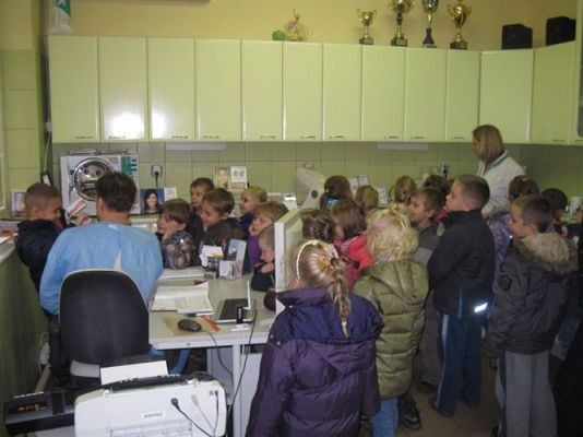 Grafika #15: 15.11.2013 - O ząbki nasze dbamy - dentystę odwiedzamy.