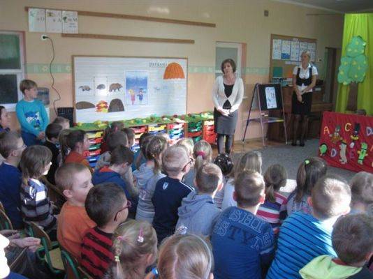 Grafika #1: 13.11.2013 - Przedstawienie kukiełkowe w wykonaniu Starszaków dla zaproszonych gości