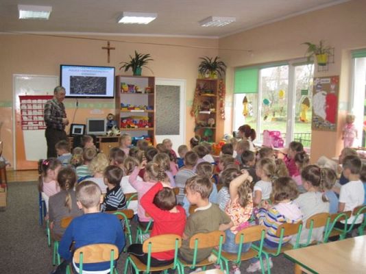 Grafika #11: 07.11.2013 - Spotkanie z p.Bogusławem Kotlarz - ornitologiem