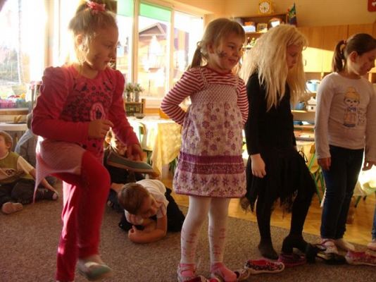 Grafika #9: 29.11.2013 - Andrzejki w gr. III