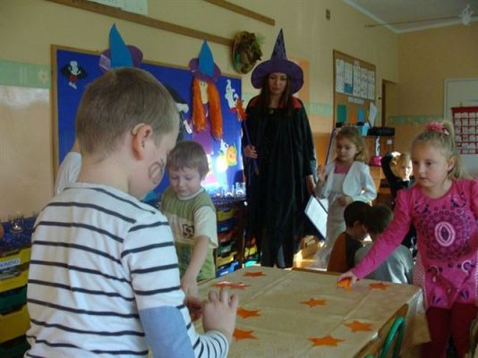 Grafika #32: 29.11.2013 - Andrzejki w gr. III