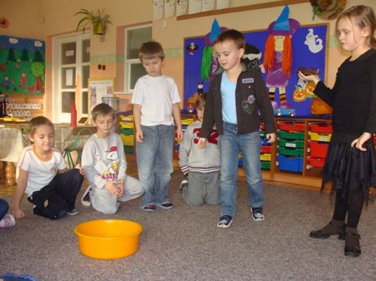 Grafika #51: 29.11.2013 - Andrzejki w gr. III