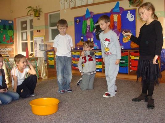 Grafika #52: 29.11.2013 - Andrzejki w gr. III