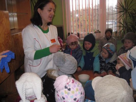 Grafika #7: 26.11.2013 - Średniaki z wizytą w aptece