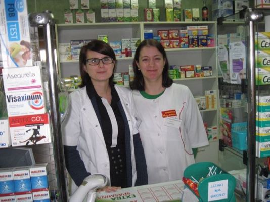 Grafika #23: 26.11.2013 - Średniaki z wizytą w aptece