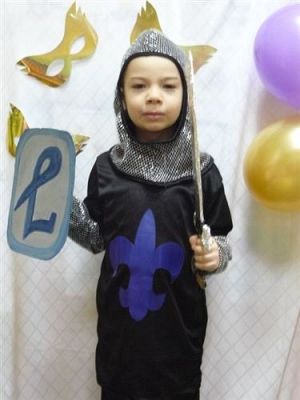 Grafika #11: Nasze karnawałowe przebrania - Średniaki