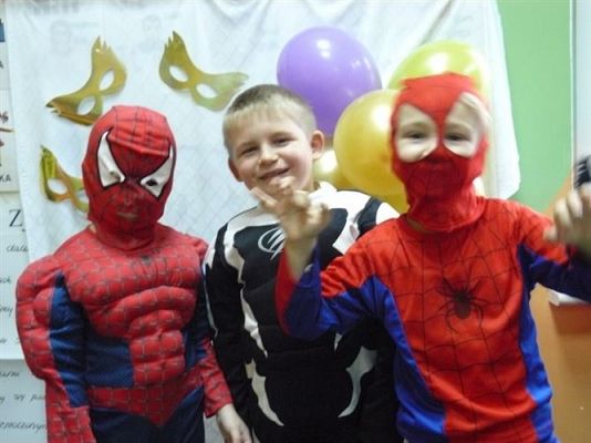 Grafika #23: Nasze karnawałowe przebrania - Średniaki