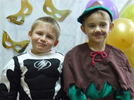 Grafika #31: Nasze karnawałowe przebrania - Średniaki