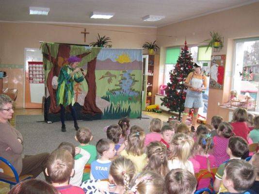 Grafika #9: 14.01.2014 - Teatrzyk pt."Zaczarowana baśń o przyjaźni"