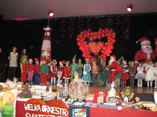 Grafika #5: 12.01.2014 - Występy naszych przedszkolaków na 22 Finale WOŚP