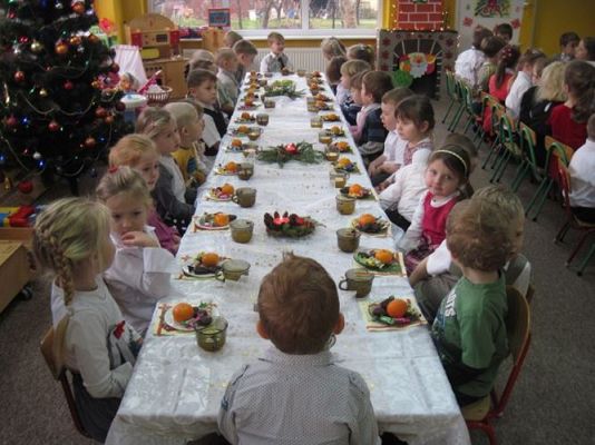 Grafika #1: 20.12.2013 - Wigilia w naszym przedszkolu