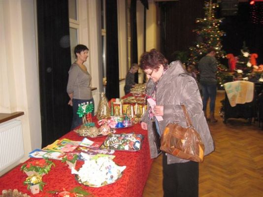 Grafika #11: 12.12.2013 - Przedstawienie świąteczne pt." W oczekiwaniu na Święta "