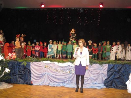 Grafika #17: 12.12.2013 - Przedstawienie świąteczne pt." W oczekiwaniu na Święta "