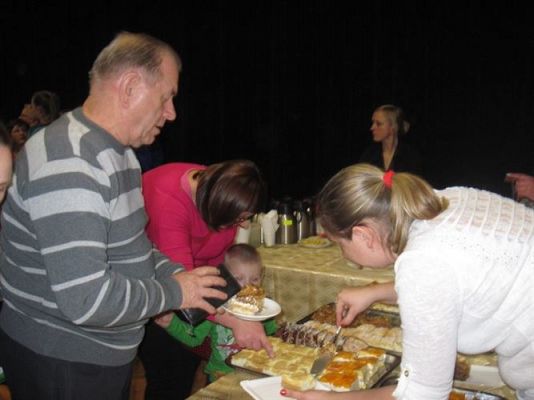 Grafika #82: 12.12.2013 - Przedstawienie świąteczne pt." W oczekiwaniu na Święta "