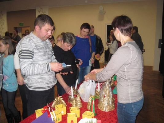 Grafika #86: 12.12.2013 - Przedstawienie świąteczne pt." W oczekiwaniu na Święta "