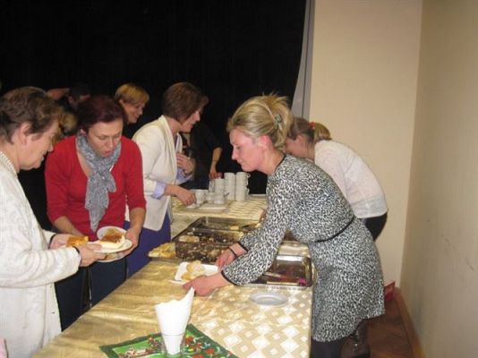 Grafika #94: 12.12.2013 - Przedstawienie świąteczne pt." W oczekiwaniu na Święta "