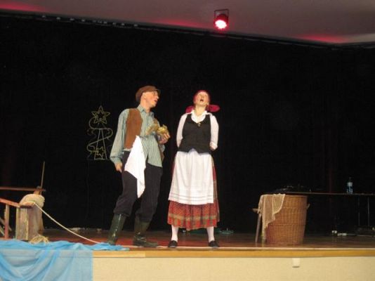 Grafika #11: 11.12.2013 - Przedstawienie teatralne "Rybak-król" w Gokis w Wicku