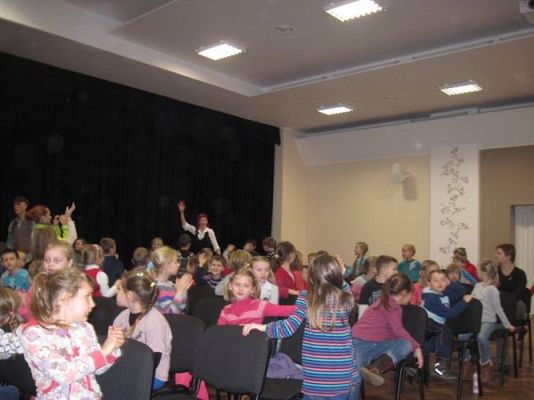 Grafika #46: 11.12.2013 - Przedstawienie teatralne "Rybak-król" w Gokis w Wicku