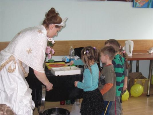 Grafika #59: 05.03.2014 - Warsztaty edukacyjne pn."Mroźne eksperymenty" w GOKiS w Wicku