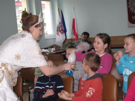 Grafika #72: 05.03.2014 - Warsztaty edukacyjne pn."Mroźne eksperymenty" w GOKiS w Wicku