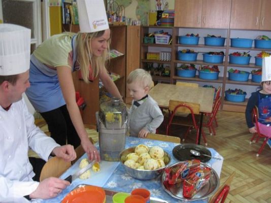 Grafika #6: 28.02.2014 - Mali kucharze