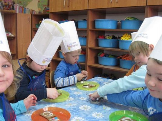 Grafika #17: 28.02.2014 - Mali kucharze