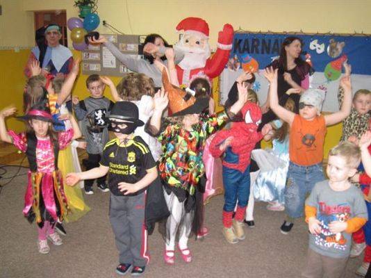 Grafika #16: 07.02.2014 - Zabawa karnawałowa