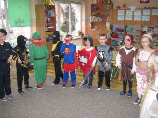 Grafika #0: Nasze karnawałowe przebrania - Starszaki